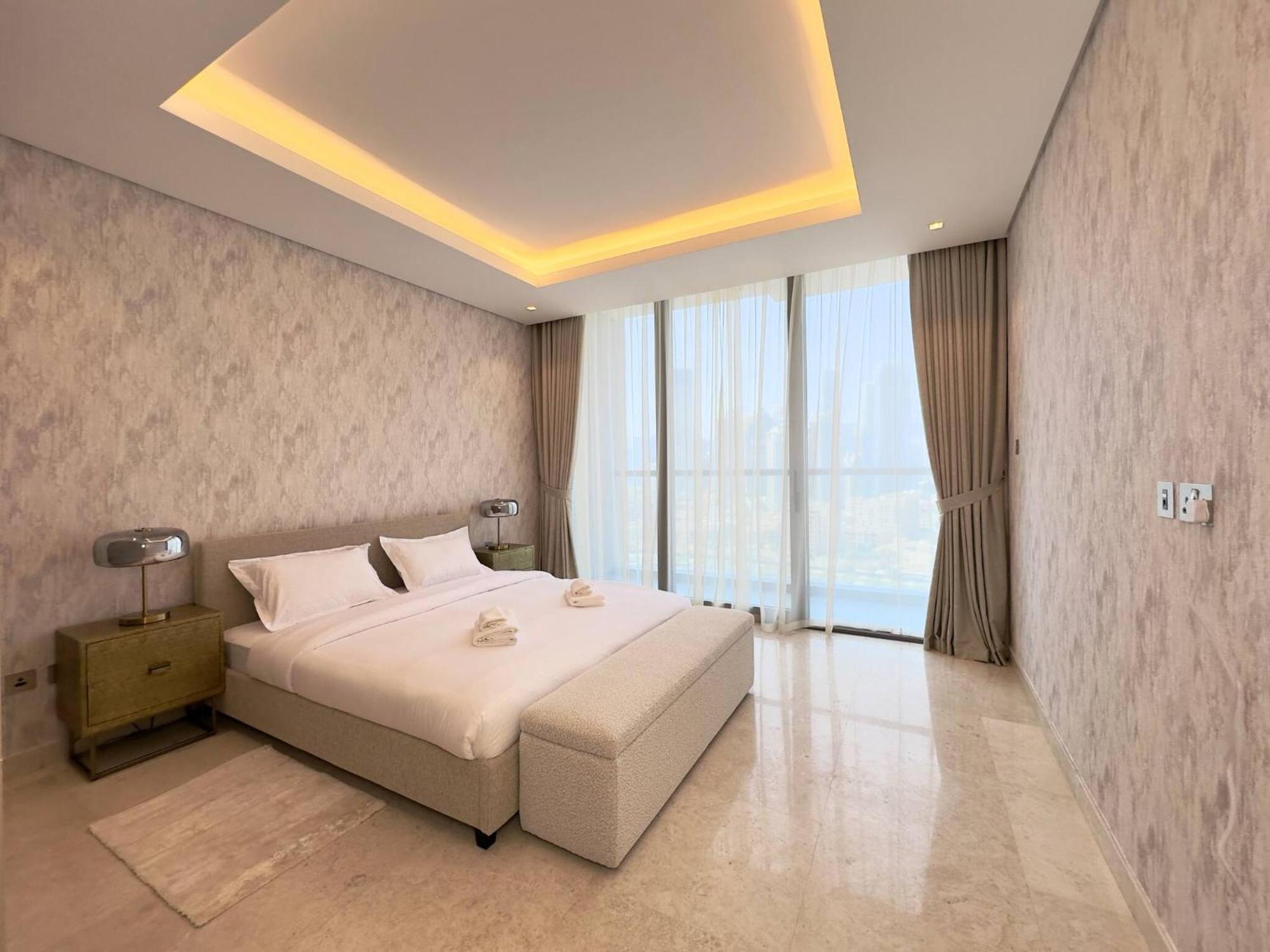 Contemporary Urban 2br Apartment Dubai